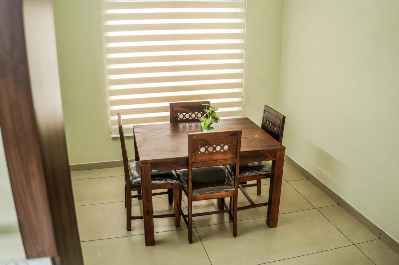 Zennova Furnished Apartment Alappuzha Bagian luar foto